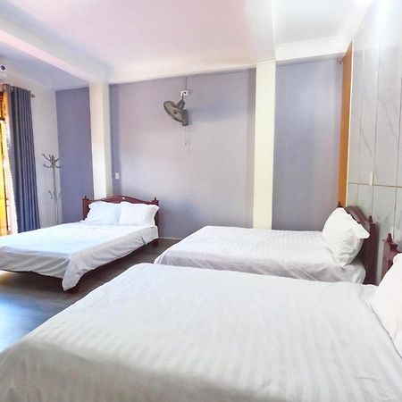 Hoang Anh Hostel Meo Vac Esterno foto