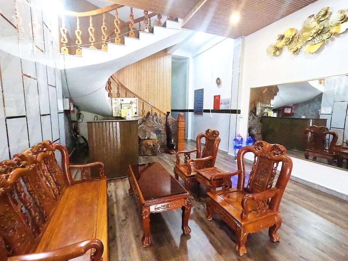 Hoang Anh Hostel Meo Vac Esterno foto