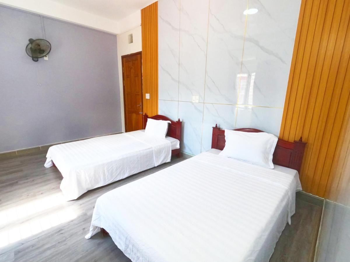 Hoang Anh Hostel Meo Vac Esterno foto