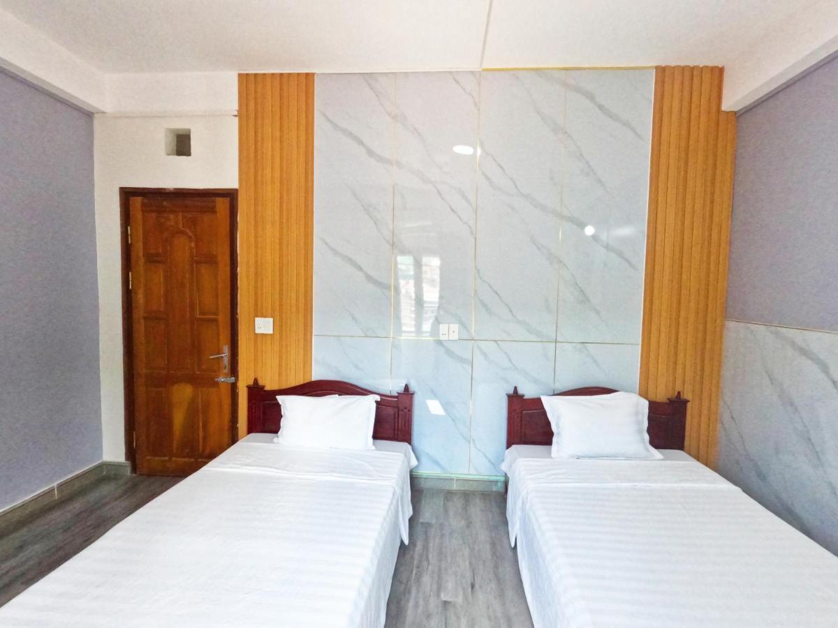 Hoang Anh Hostel Meo Vac Esterno foto