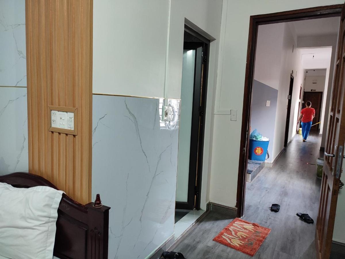 Hoang Anh Hostel Meo Vac Esterno foto